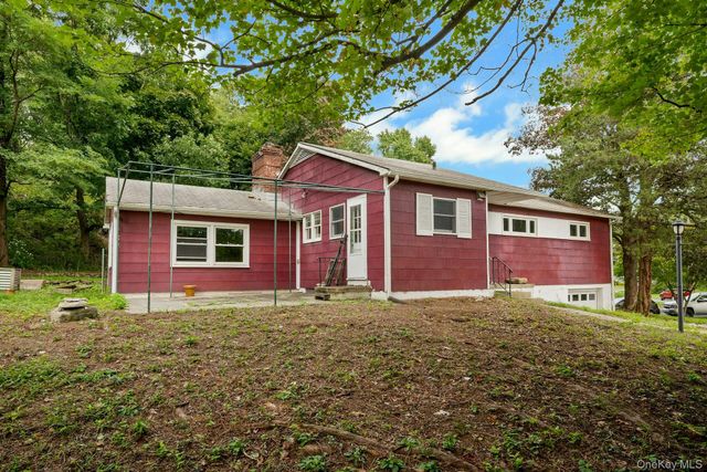 277 Crest Drive, Tarrytown, NY 10591