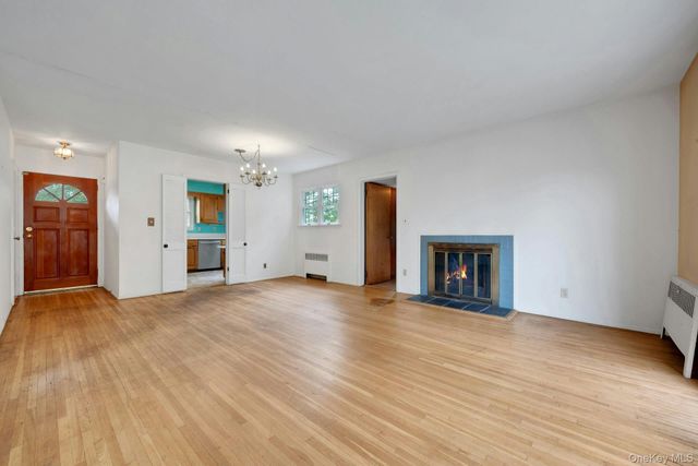 277 Crest Drive, Tarrytown, NY 10591