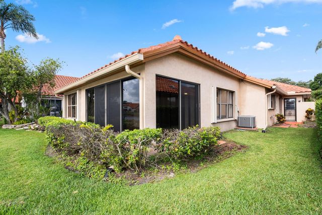 2735 SW Mariposa Circle, Palm City, FL 34990