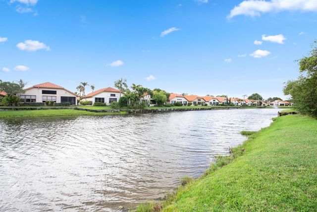 2735 SW Mariposa Circle, Palm City, FL 34990
