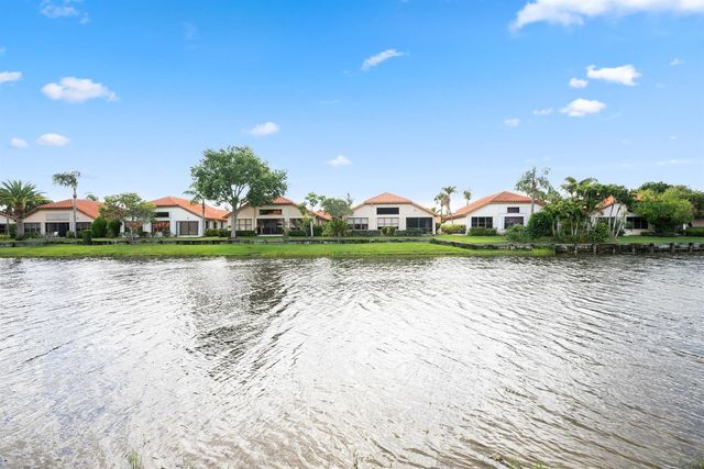 2735 SW Mariposa Circle, Palm City, FL 34990
