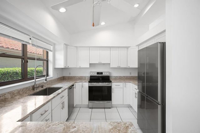 2735 SW Mariposa Circle, Palm City, FL 34990