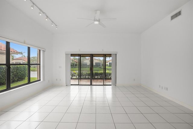 2735 SW Mariposa Circle, Palm City, FL 34990
