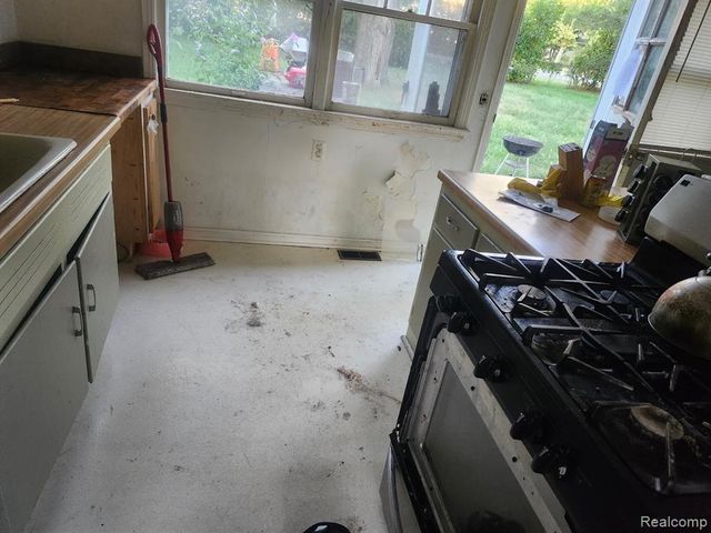 1515 Inner Drive, Niles, MI 49120