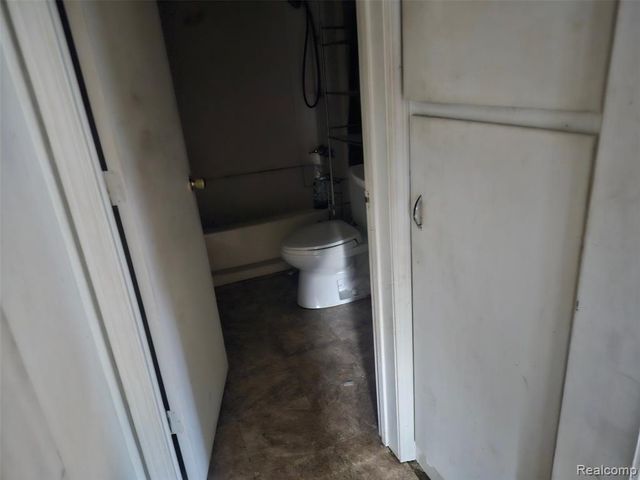 1515 Inner Drive, Niles, MI 49120