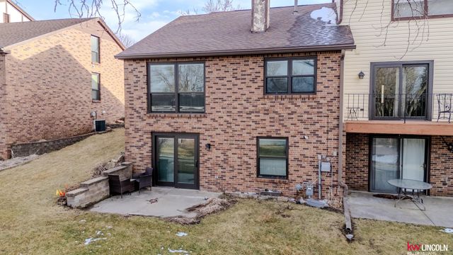 7010 Shamrock Road, Lincoln, NE 68506