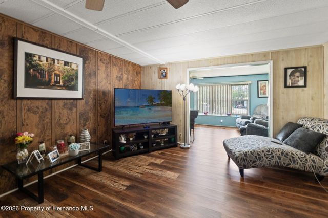 8427 Highpoint Boulevard, Brooksville, FL 34613