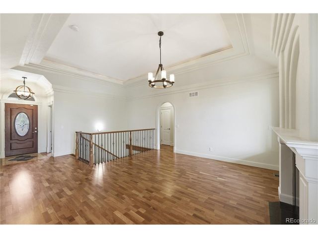 2057 S Ironton Ct, Aurora, CO 80014