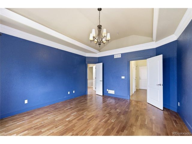 2057 S Ironton Ct, Aurora, CO 80014