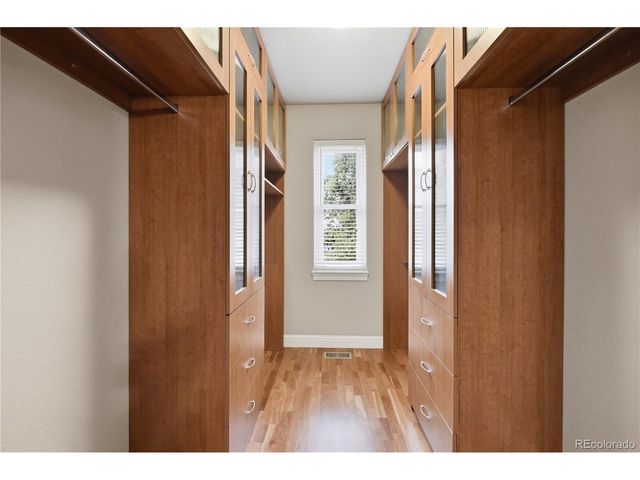 2057 S Ironton Ct, Aurora, CO 80014