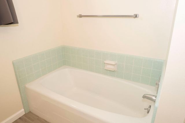 663 E Sample Avenue, Fresno, CA 93710