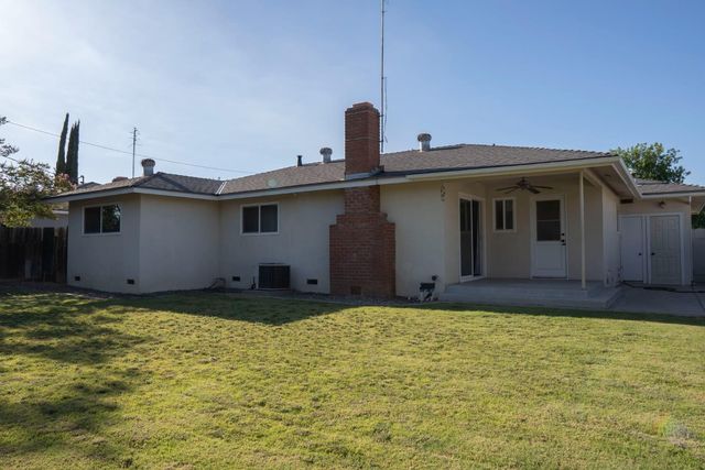 663 E Sample Avenue, Fresno, CA 93710