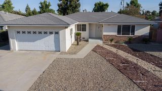 663 E Sample Avenue, Fresno, CA 93710