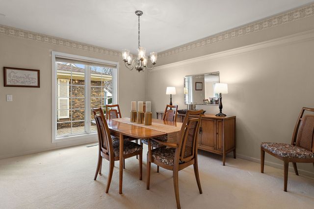 1107 W Francis Drive, Arlington Heights, IL 60005