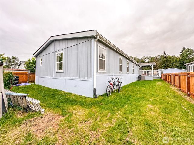 700 N Reed Street #72, Sedro Woolley, WA 98284