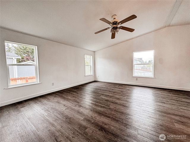 700 N Reed Street #72, Sedro Woolley, WA 98284
