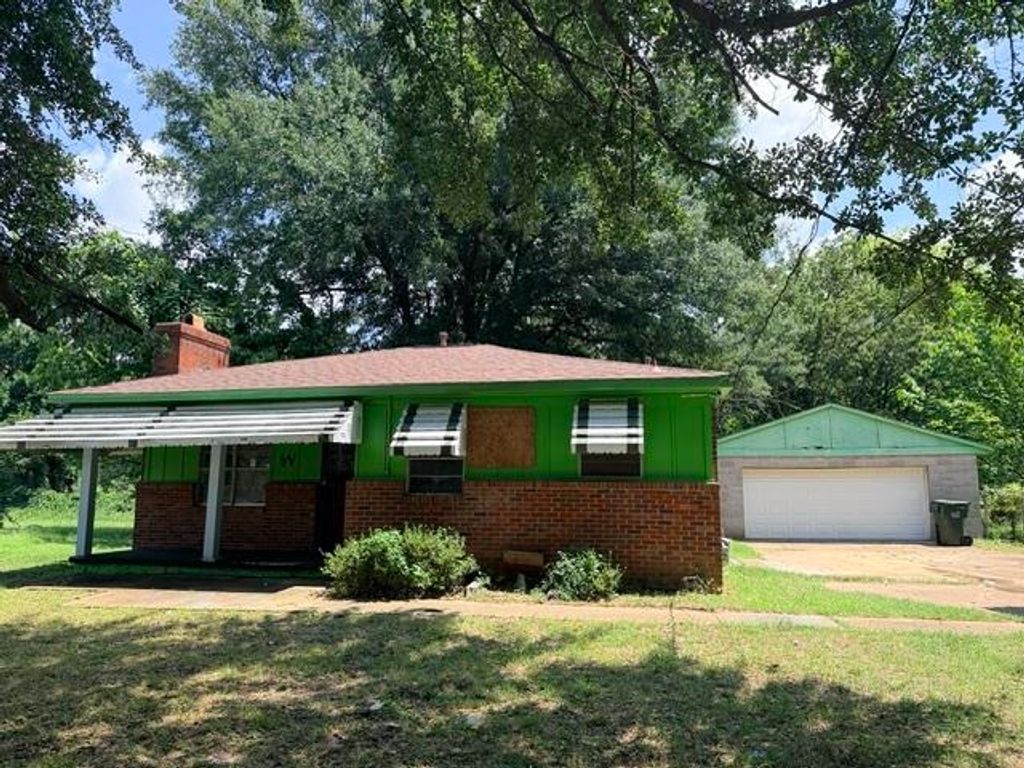 3202 OLD HORN LAKE RD, Memphis, TN 38109