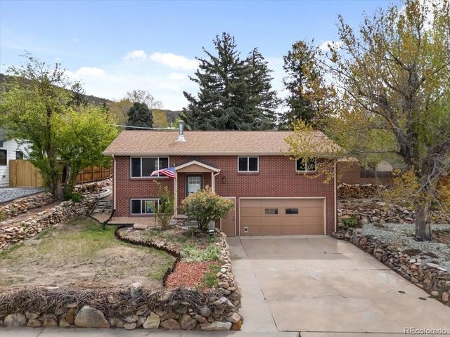570 Vista Drive, Castle Rock, CO 80104