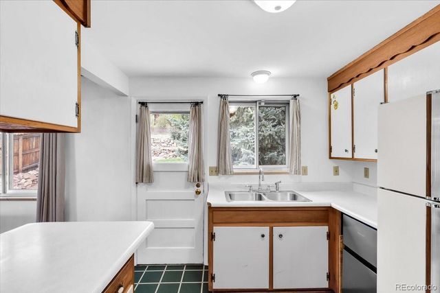 570 Vista Drive, Castle Rock, CO 80104