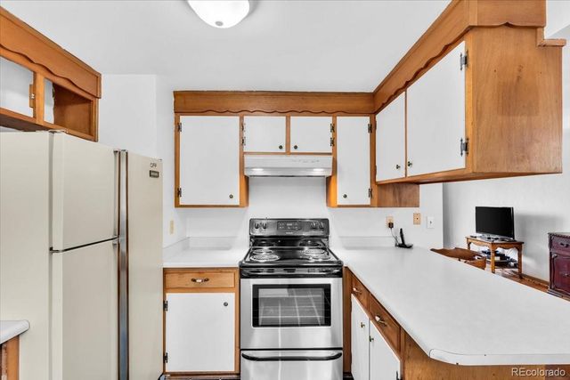 570 Vista Drive, Castle Rock, CO 80104