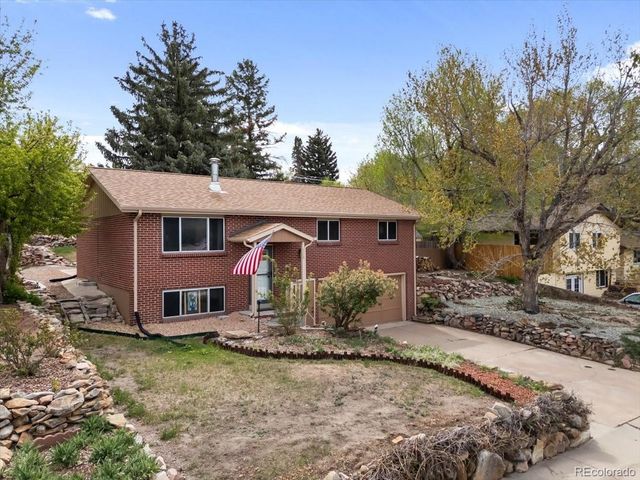 570 Vista Drive, Castle Rock, CO 80104
