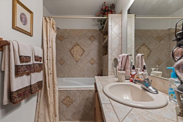 508 E Spruce Street, Rogers, AR 72756