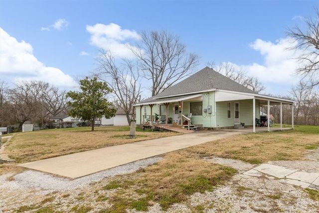 508 E Spruce Street, Rogers, AR 72756