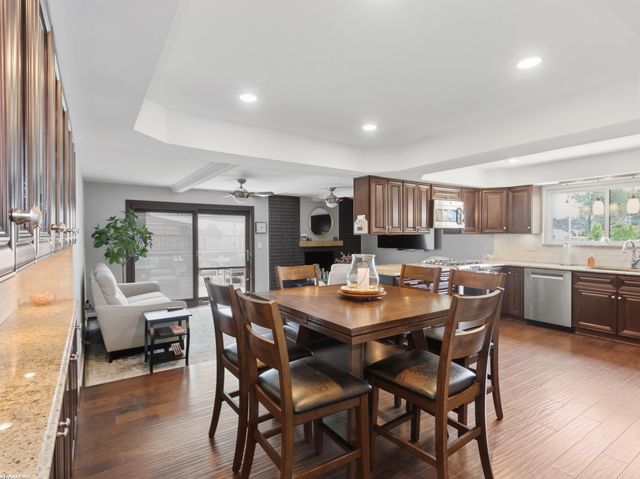 14337 Ivanhoe Street, Warren, MI 48088