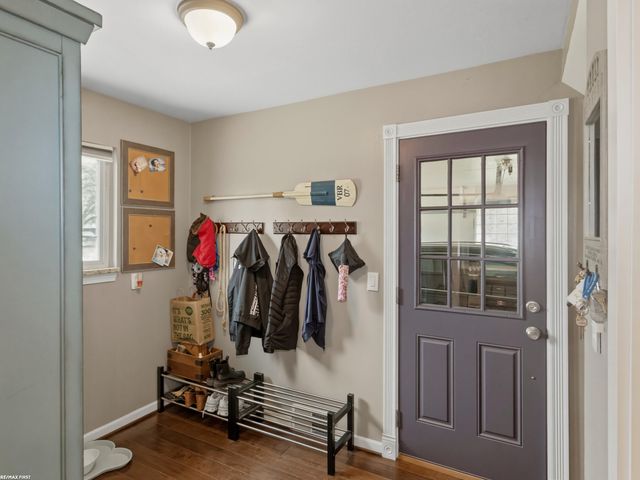 14337 Ivanhoe Street, Warren, MI 48088