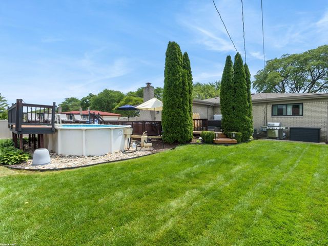 14337 Ivanhoe Street, Warren, MI 48088