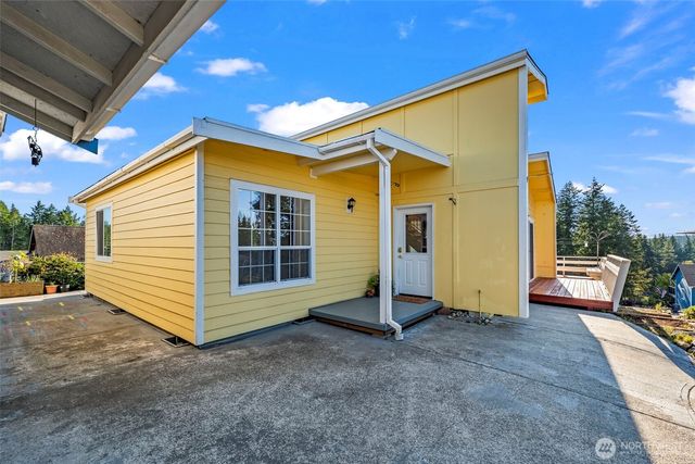 220 E Olympic Drive, Grapeview, WA 98546
