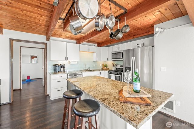 220 E Olympic Drive, Grapeview, WA 98546