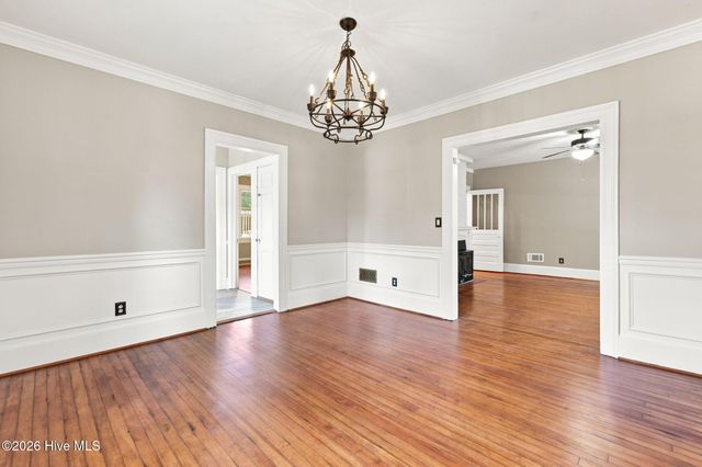 404 Pearl Street, Fayetteville, NC 28303