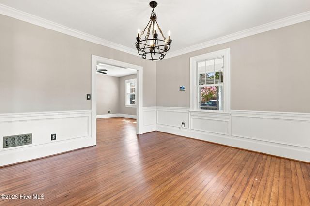 404 Pearl Street, Fayetteville, NC 28303