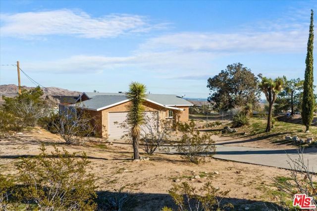 60460 Alta Mesa Drive, Joshua Tree, CA 92252