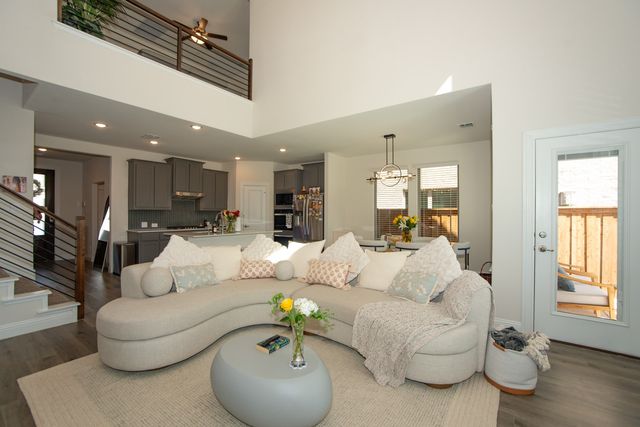 3813 Oldham Road, Little Elm, TX 75068