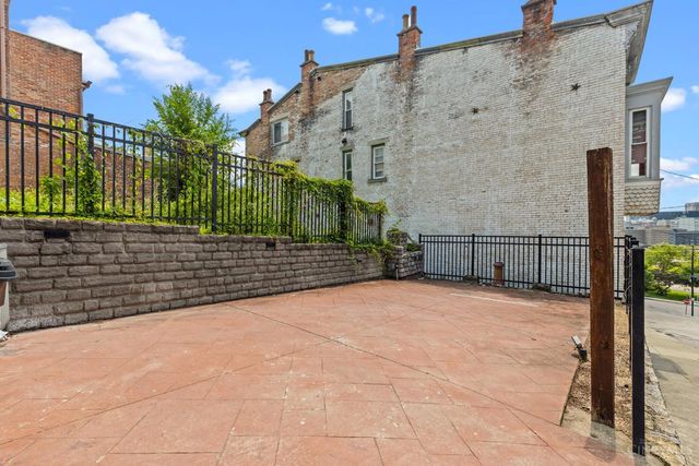 435 Milton Street, Cincinnati, OH 45202
