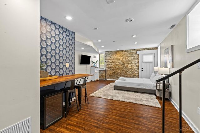 435 Milton Street, Cincinnati, OH 45202