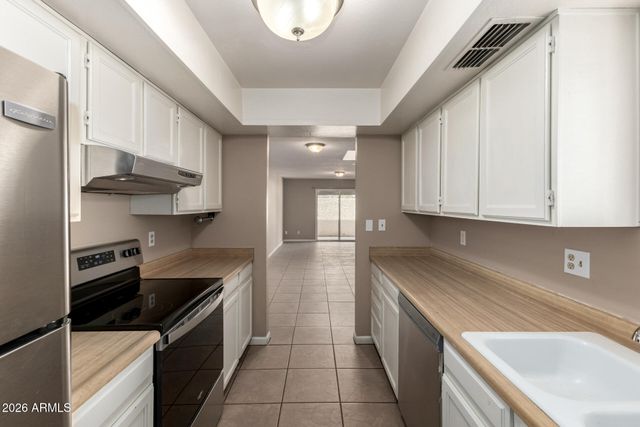 4529 W MCLELLAN Road, Glendale, AZ 85301