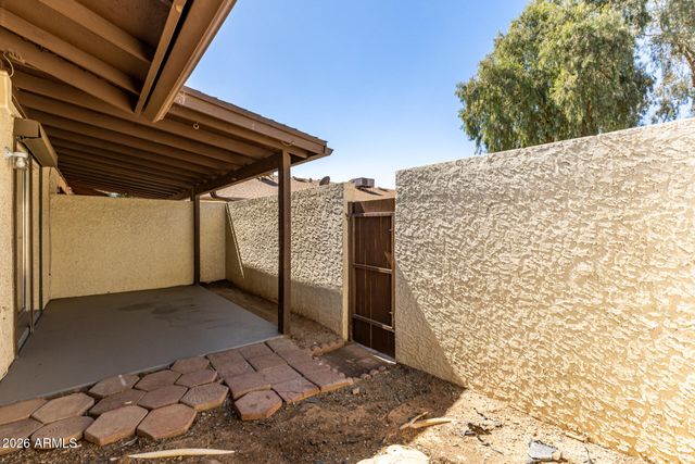 4529 W MCLELLAN Road, Glendale, AZ 85301