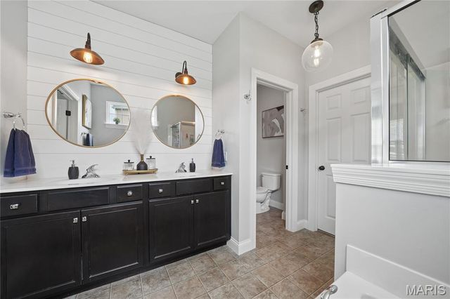 204 Grayleaf Court, O'fallon, MO 63385
