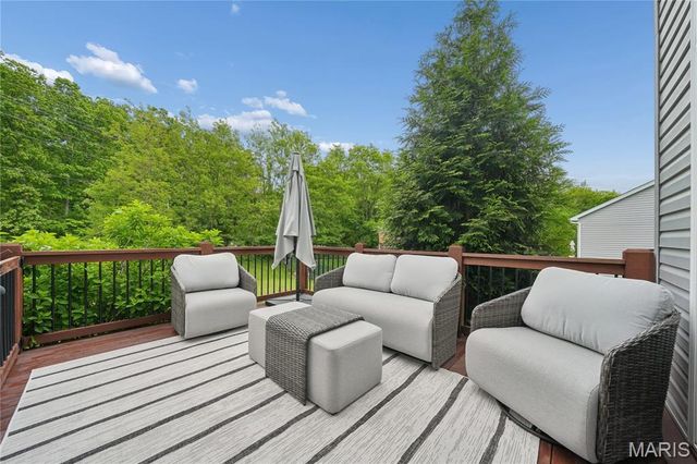 204 Grayleaf Court, O'fallon, MO 63385
