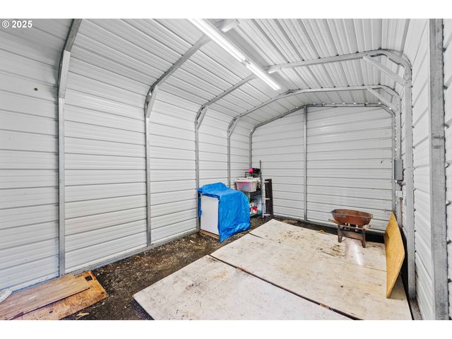 67624 SPINREEL Rd 34B, North Bend, OR 97459