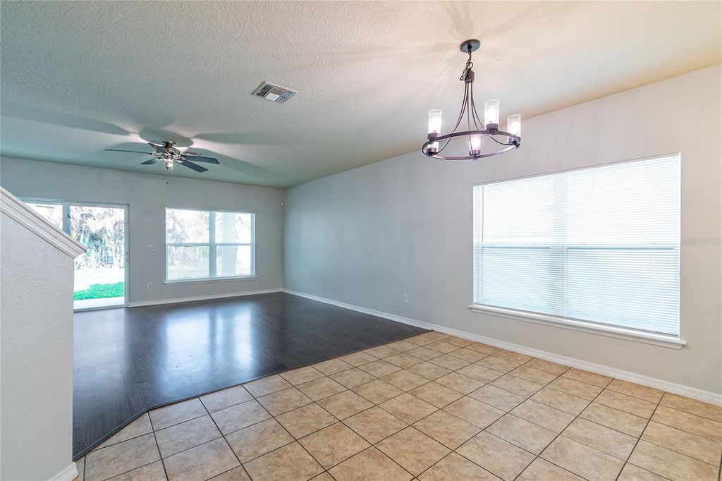 Image 15 of property listing at 1210 BASSANO WAY, Orlando, FL 32828