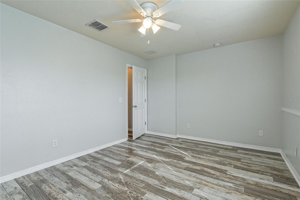 Image 30 of property listing at 1210 BASSANO WAY, Orlando, FL 32828