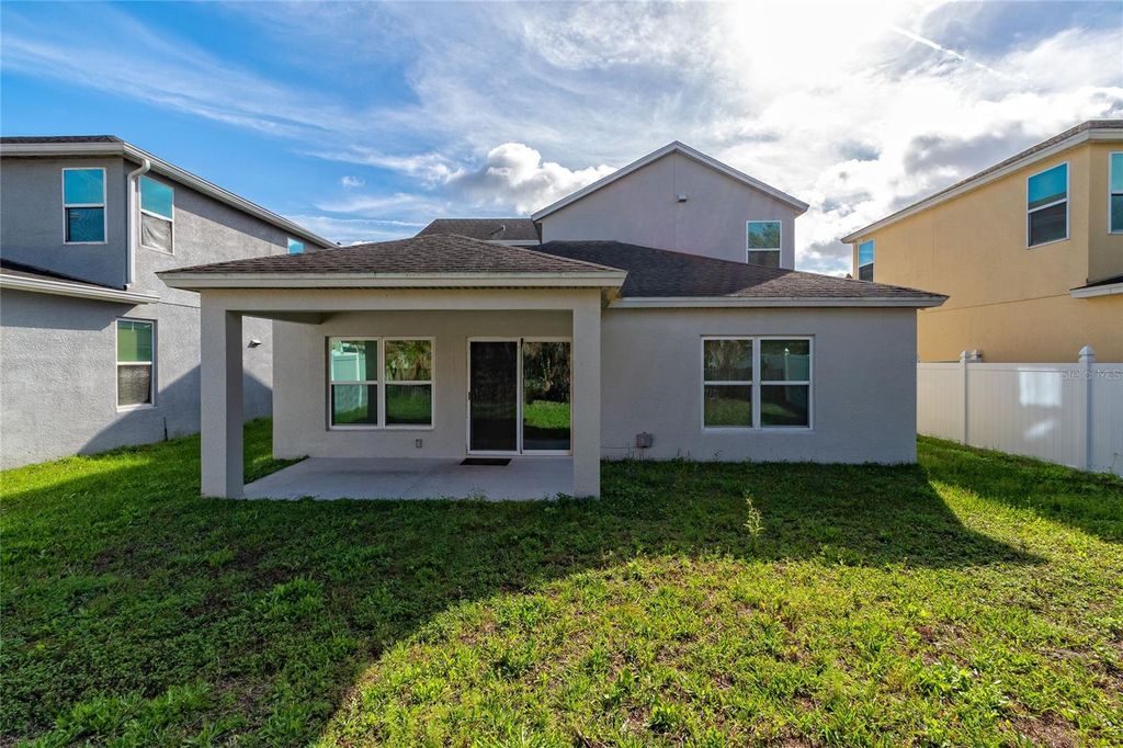 Image 5 of property listing at 1210 BASSANO WAY, Orlando, FL 32828
