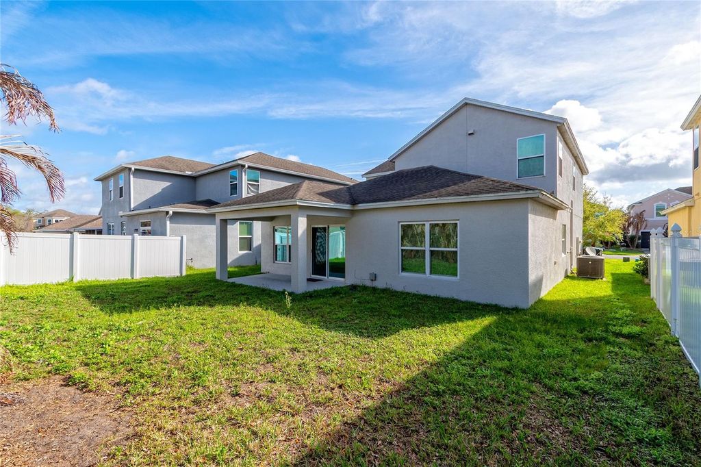 Image 6 of property listing at 1210 BASSANO WAY, Orlando, FL 32828