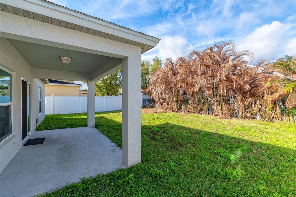 Image 8 of property listing at 1210 BASSANO WAY, Orlando, FL 32828