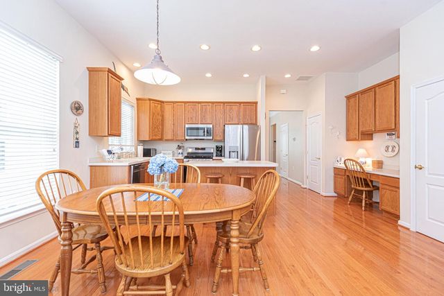 1 COLUMBIA AVE, Ocean Pines, MD 21811
