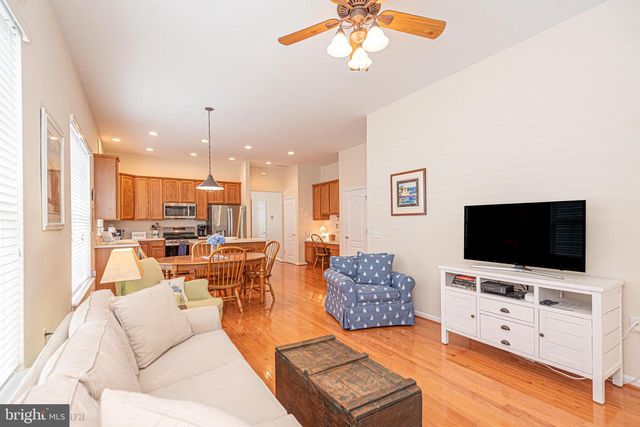 1 COLUMBIA AVE, Ocean Pines, MD 21811